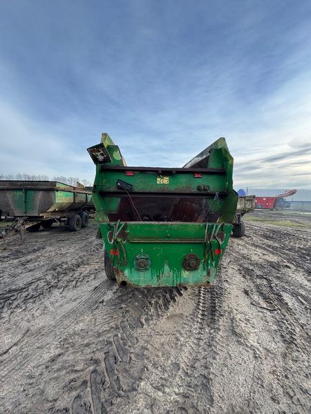 Измельчитель-смеситель кормораздатчик ИСРК-12