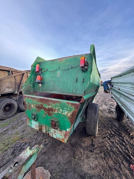 Измельчитель-смеситель кормораздатчик ИСРК-12