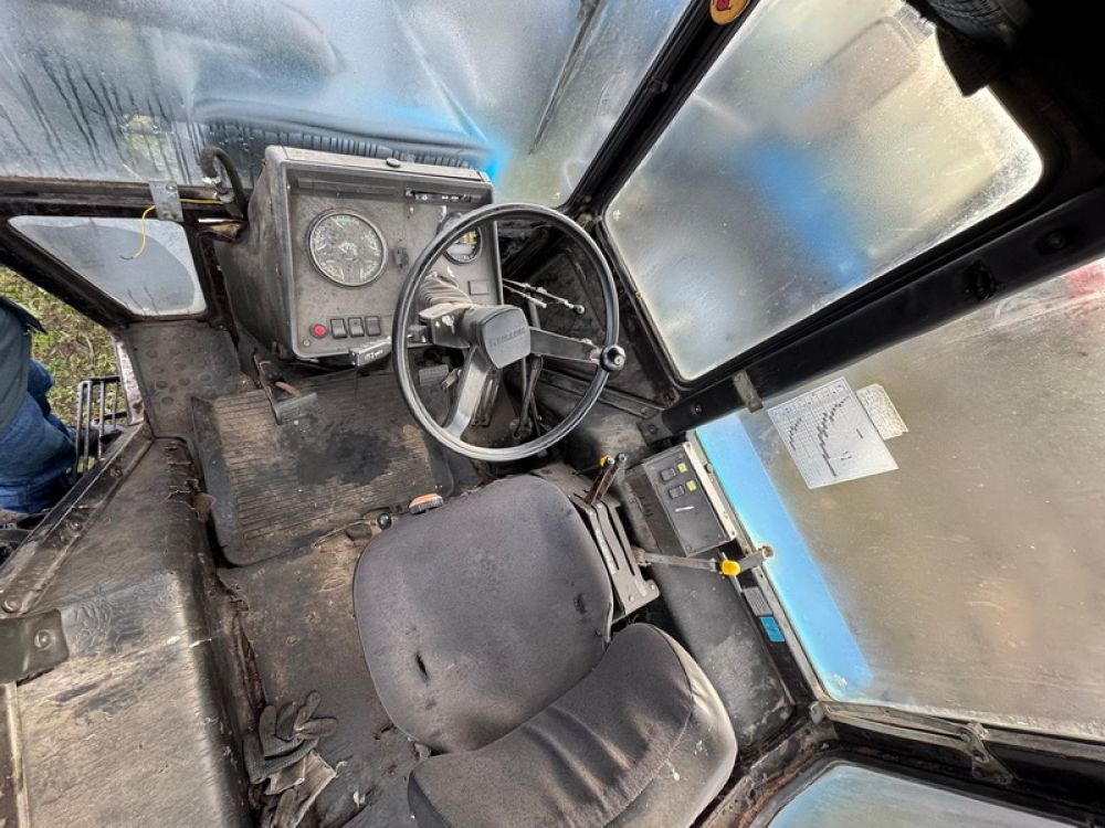 Трактор Беларус 1221В.2, 2011