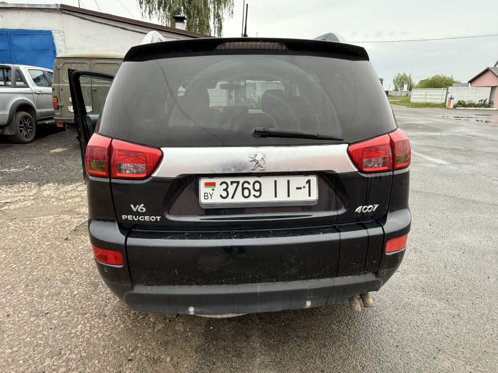 Peugeot 4007, 2007