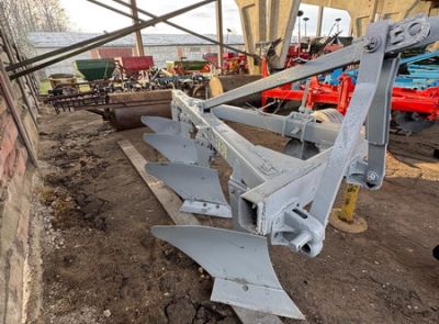 Плуг ПЛН-4-35