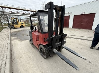 Дизельный автопогрузчик Balkancar ДВ-1792