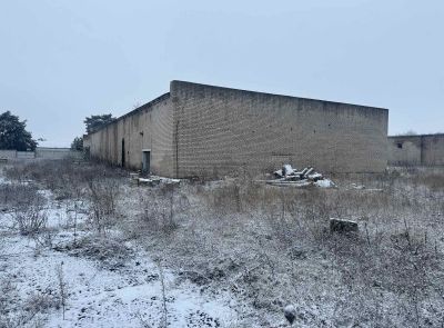 Здание многофункциональное юго-западнее д. Хойники , площадью 1006.4 кв.м.