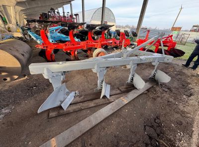 Плуг ПЛН-4-35