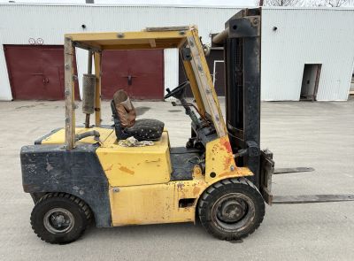 Дизельный автопогрузчик Balkancar ДВ-1792