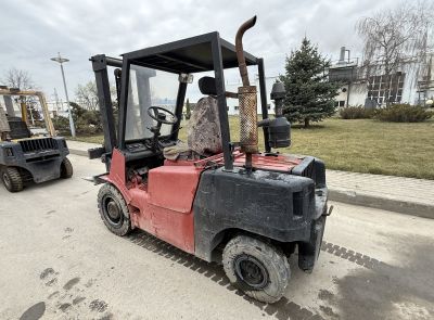 Дизельный автопогрузчик Balkancar ДВ-1792